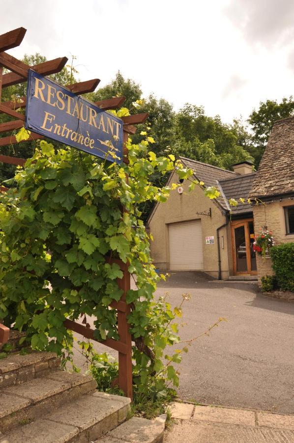 The Clothiers Arms Hotel Stroud  Buitenkant foto