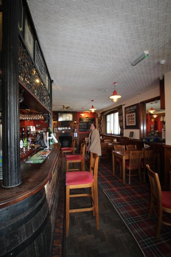 The Clothiers Arms Hotel Stroud  Buitenkant foto