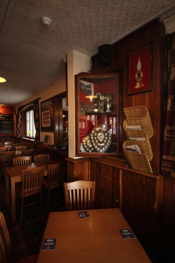 The Clothiers Arms Hotel Stroud  Buitenkant foto