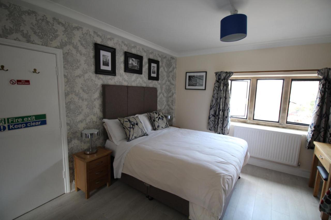 The Clothiers Arms Hotel Stroud  Kamer foto